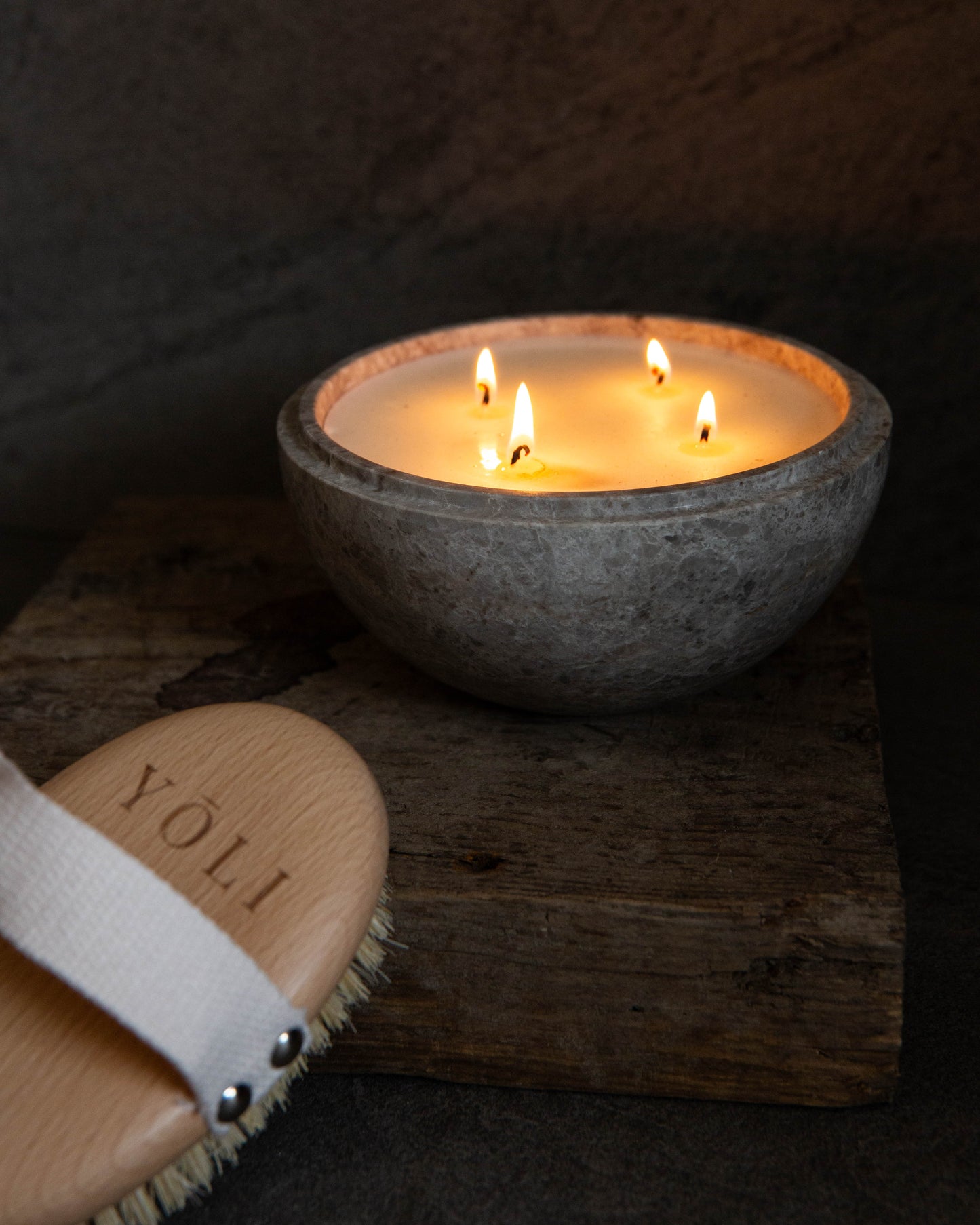 Signature Candle, Grey Marble